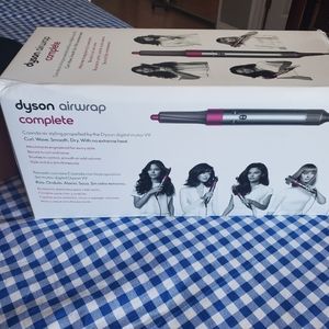 DYSON AIRWRAP COMPLETE NO WIND OR ROUND BRUSH